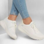 Дамски спортни обувки Skechers бели