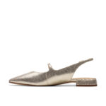 Дамски кожени обувки Clarks златисти